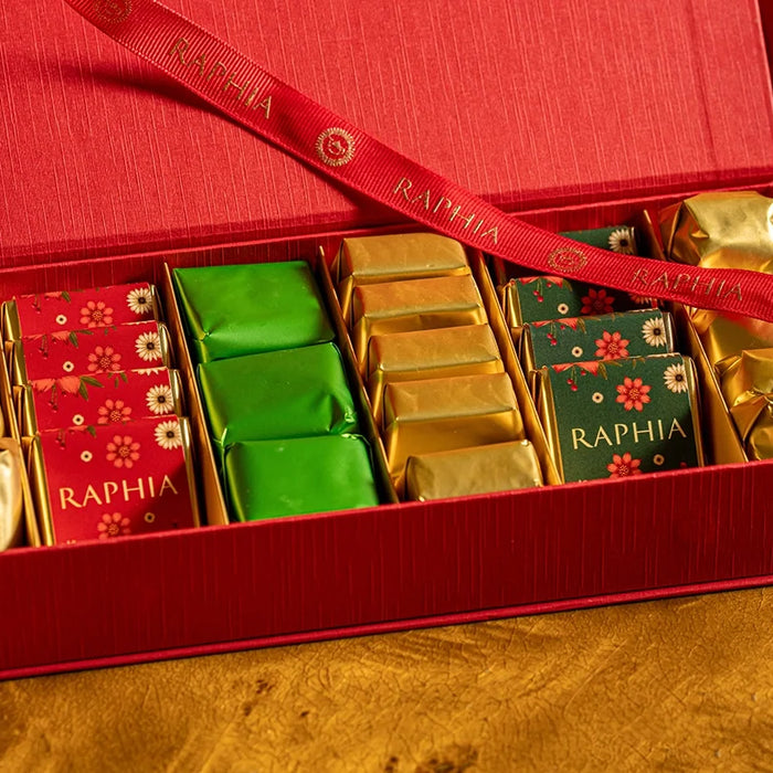 Christmas, the Raphia Way